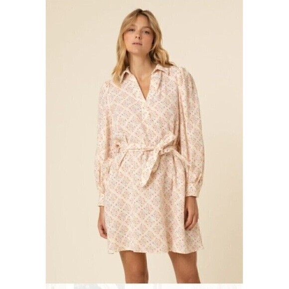 FRNCH Dresses & Skirts - NWT FRNCH Womens Romanne Cotton V-neck Puff sleeve Shirtdress Size S